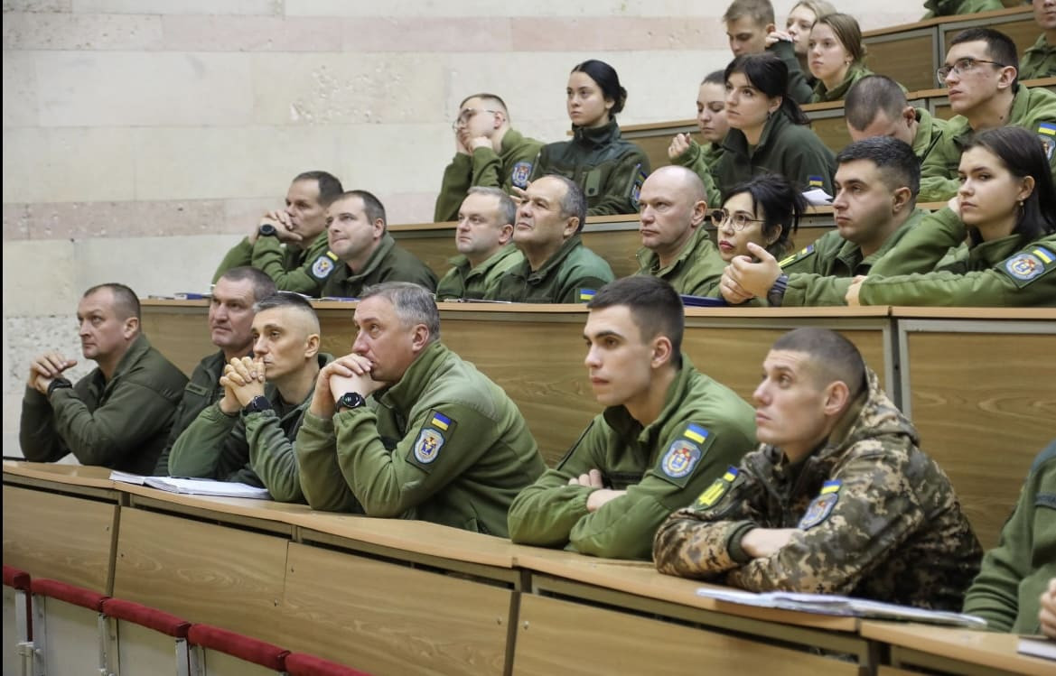 До Військового інституту завітав Командувач Об’єднаних сил Збройних Сил ...